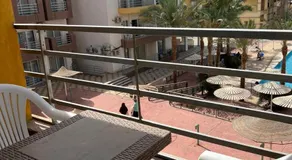 Mirage Bay Apartment - Image 4