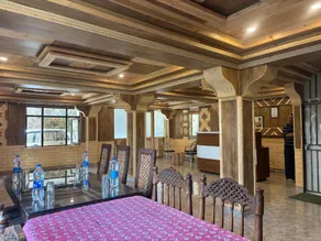 The Tree Lodge - Image 2