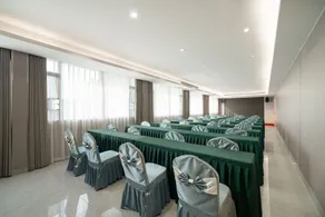 Elong Yam Hotel (Qujiang Nanhua Temple) - Image 4
