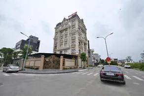 Nhật Long Hotel - Image 3