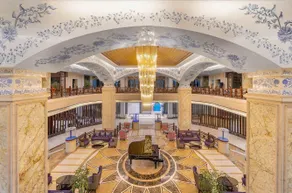 Riverside luxury hotel - Image 2