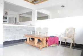 The Don Hotel - Image 4