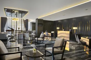 Grand Swiss-Belhotel Darmo - Image 5