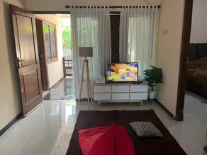 Rumah dengan 3 kamar tidur, 30 menit ke malioboro - Image 2