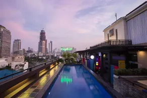 1O1 URBAN Jakarta Thamrin - Image 3