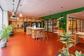 easyHotel Valencia Ciutat Vella - Image 2