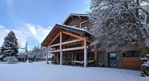Chalet Les Cols - Chambres avec terrasse & jardin - proche de la nouvelle gare - Image 4