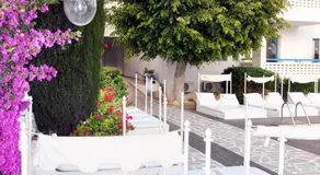 Tasmaria Aparthotel - Image 5
