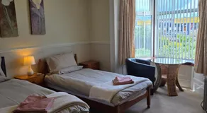 Beeches Guest House - Image 2