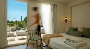 La Sirena Rooms - Image 2