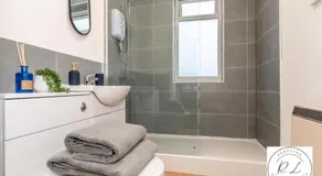 1br-2guests-freeparking-wifi-tv - Image 4