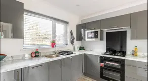 Entire Immaculate 3 Bedrooms House in Blackburn Weekend Away - Image 3
