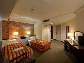Hotel Thirty Miles - Image 2
