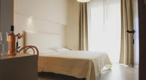 Hotel Eden - Image 2