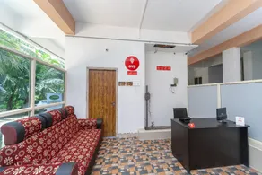 OYO Greenways Residential Homestay - Image 5