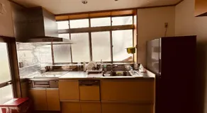 Urasa cottage at the station - Image 4