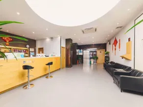 7Days Premium Zhengzhou Fantawild Green Expo Garden Branch - Image 3