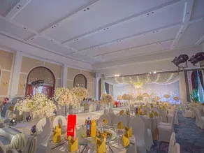 Brilliance Garden Hotel - Image 4