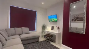 The Dragon Pad Boutique Apartment - Image 2