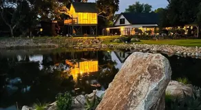 Luxury 1-Bedroom Retreat on 10 Acres, near beaches - Image 2