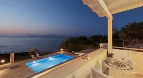 Beachfront Villa Dionysos - With private beach - Image 3