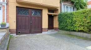 Fantastic Large House - Image 4