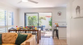 1-94 Rocky Point Rd - Duplex with Aircon, Wifi and Short Walk To The Sports Club - Image 3