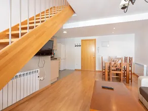 Spacious Apartment in Gudar with Heating - Image 5