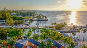 Aqua Lodges at 47th Street - Image 3