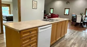 ENTIRE 2-BEDROOM TOWNHOUSE ON a RUSTIC FARM - A - Image 5