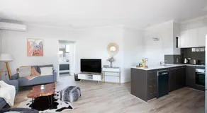 Cozy Lovely 2bdrm walk to river - Image 2