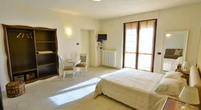 La Rola - Image 2