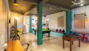 Whoopers Hostel Bir- FRIENDS themed - Image 2