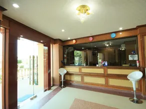 Rose Garden Hotel - Image 4