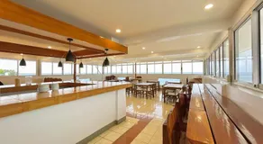Beachfront Hostel - Image 3