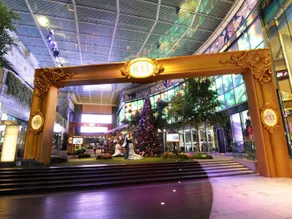 California Hotel - Image 2