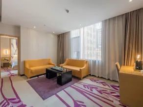 Lavande Hotel Shenzhen Daqianli Pingzhou Metro Station - Image 2