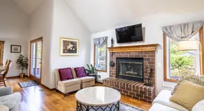 Sleeps 12! Main Level Primary Suite-Beautiful Backyard Oasis - Image 2