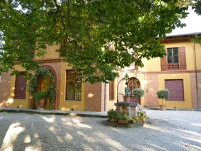 Luxurious Holiday Home in Faenza with Swimming Pool - Image 4