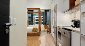 Style & Sophistication l Apartment in 16 on Bree - Image 5