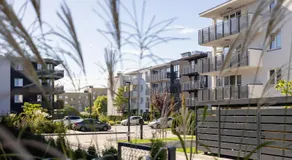 Nowoczesny Apartament w Gliwicach z Umeblowanym Balkonem by Noclegi Renters - Image 4
