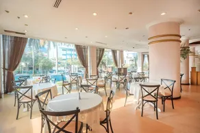 Hotel Bulevar Tanjung Duren Jakarta - Image 2