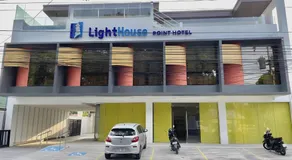 Lighthouse Point Hotel - Image 4