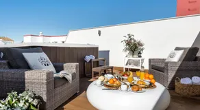 Casa Sevilla 1920 Suites by Época - Image 2