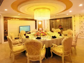 Dalian Southern Airline Pearl Hotel - Image 3