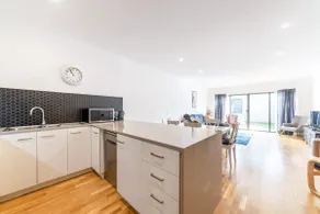 3BR Point Cook Holiday Sanctuary - Image 3