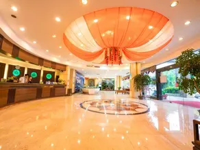 Garden Hotel - Image 3