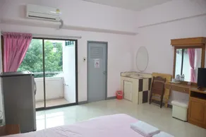 Home Kru Auon - Image 1