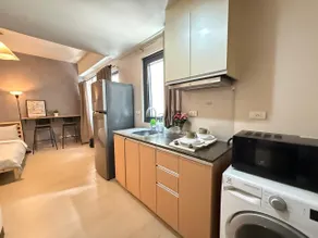 Cozy Studio in Salcedo Village Makati near Ayala - Image 4