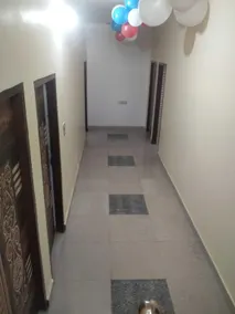 OYO Yadav Restaurant & Family Rooms - Image 3